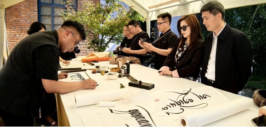 微信截图_20251110164555.png 微信截图_20251110164555.png